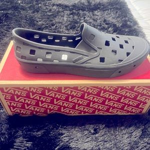 Vans Slip On Trk, black, size 9